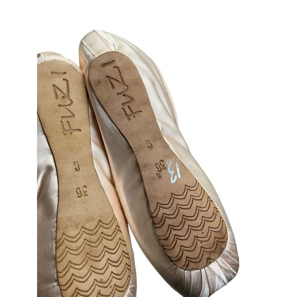 Fuzi Shank 36 C Ballet Pointe Shoes Pink 2 Set - Picture 4 of 9